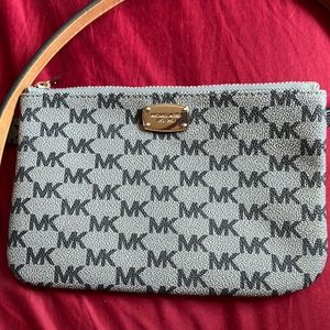 Michael kors belt purse